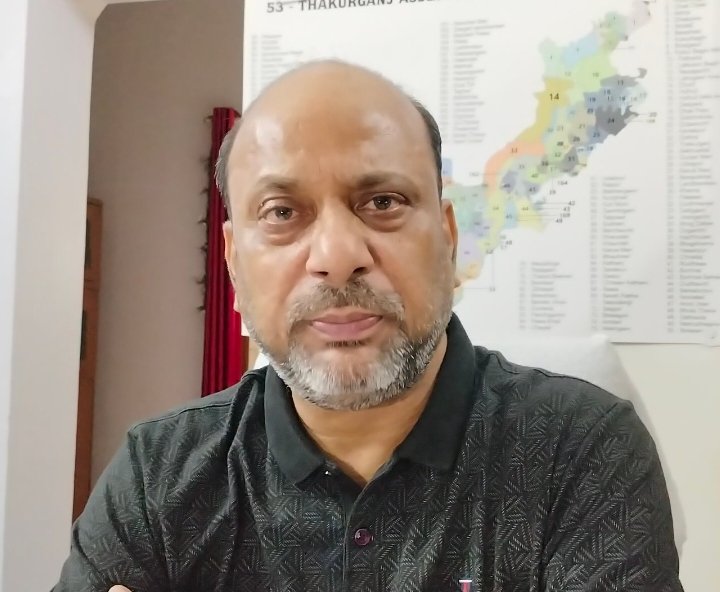 चिकन- नेक की सुरक्षा के लिए विधायक गोपाल अग्रवाल ने की मांग प्रखंड स्तरीय निगरानी कमिटी का हो गठन फर्जी दस्तावेज बनाने वाले की जाँच के लिए प्रखंड स्तर पर बने निगरानी कमिटी